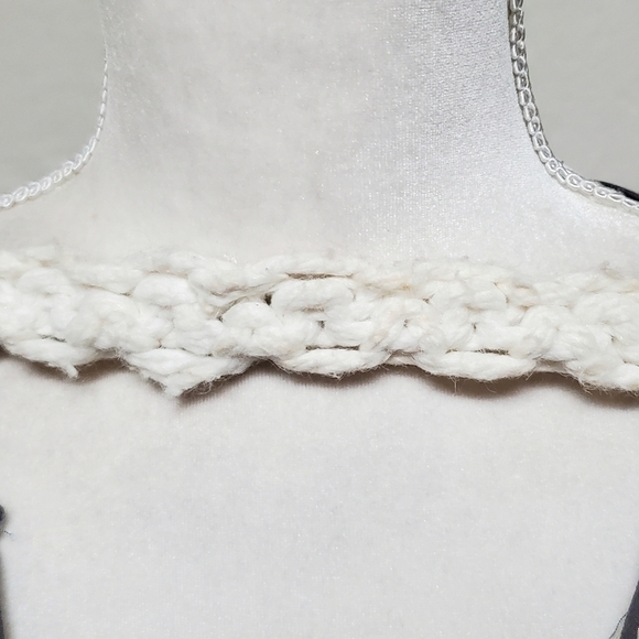 VINTAGE 60s Large White Crochet Wooden Beaded Whicker Eye Fringe Crossbody Purse - Picture 5 of 16